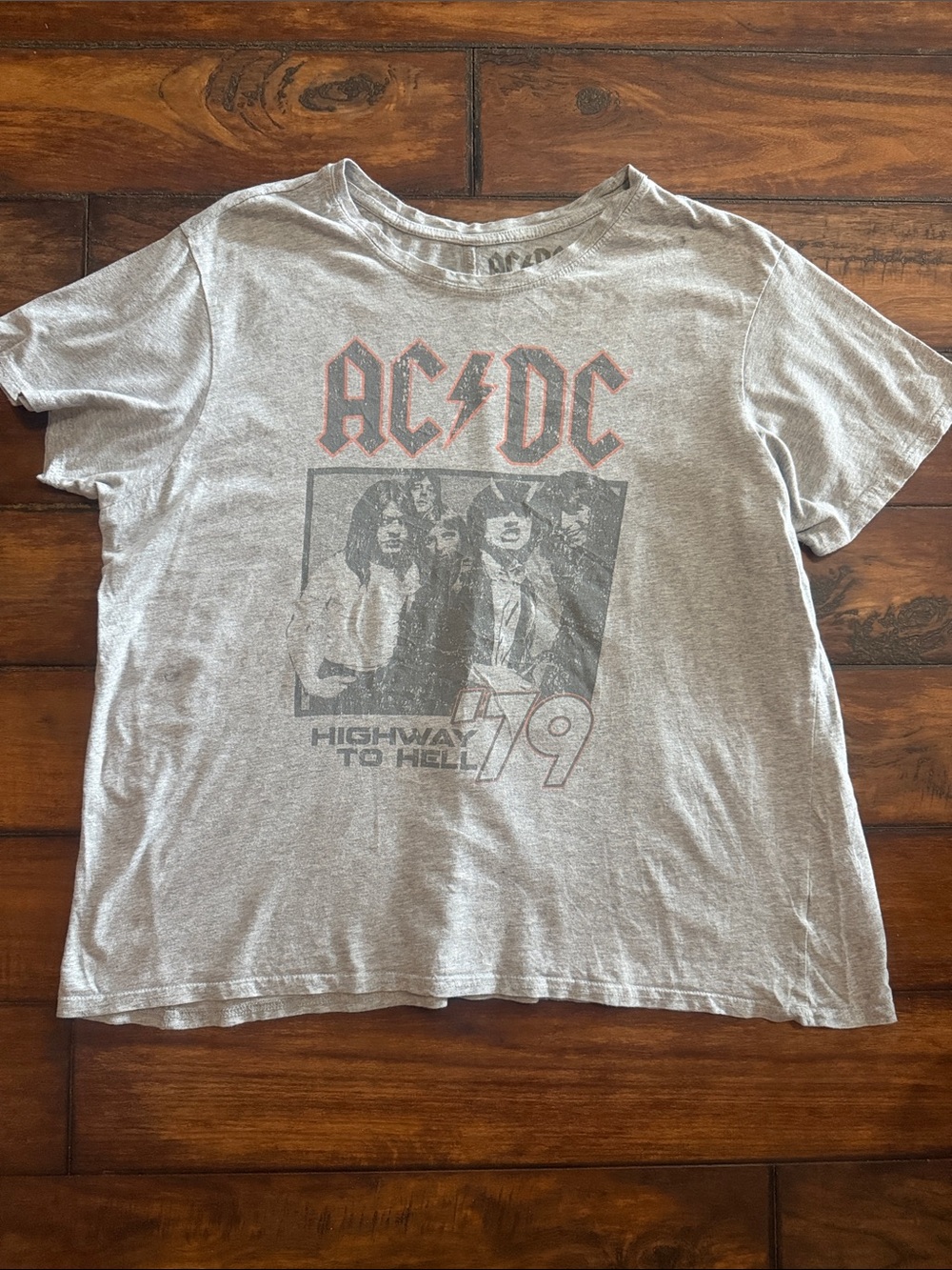AC/DC Light Gray Graphic 'Highway to Hell' Tee